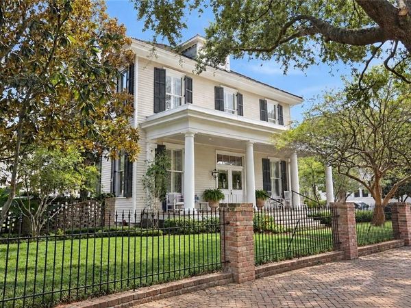 2236 PRYTANIA Street, New Orleans, LA 70130