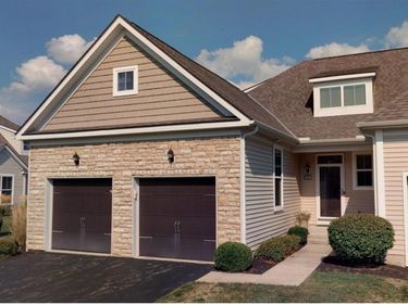 4610 Stoneworth Drive, Unit 57, Hilliard, OH 43026