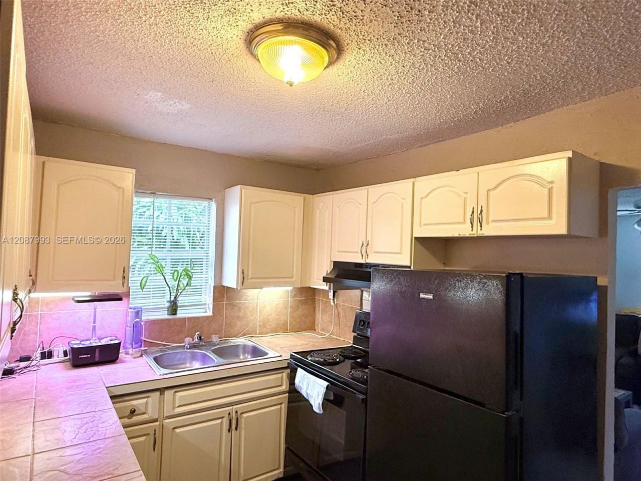 2118 NW 83rd St, Miami, FL 33147 Photo
