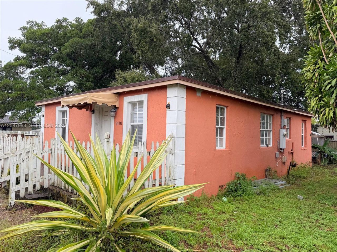 2118 NW 83rd St, Miami, FL 33147 Photo
