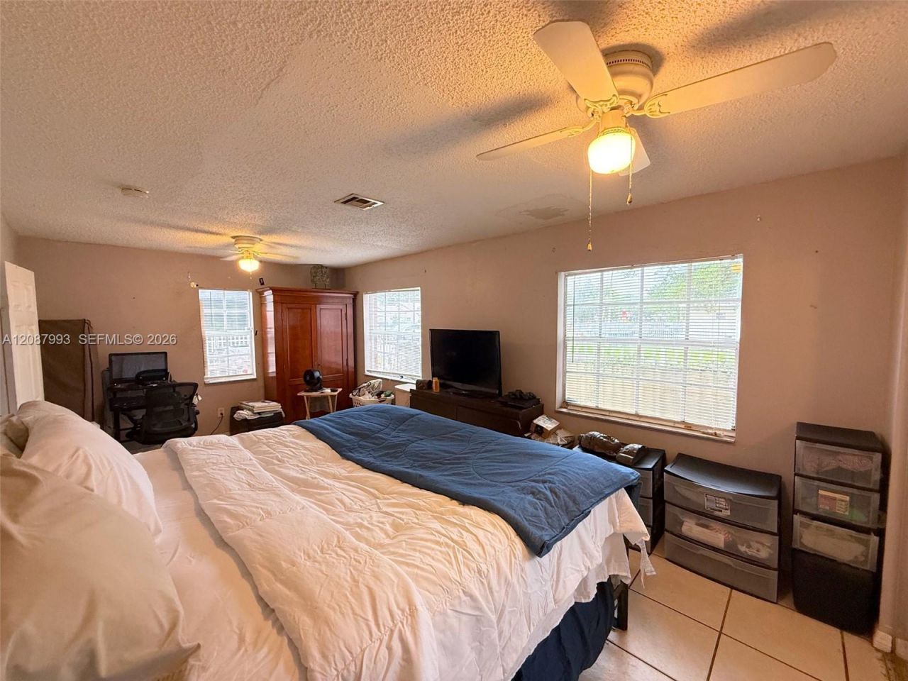 2118 NW 83rd St, Miami, FL 33147 Photo