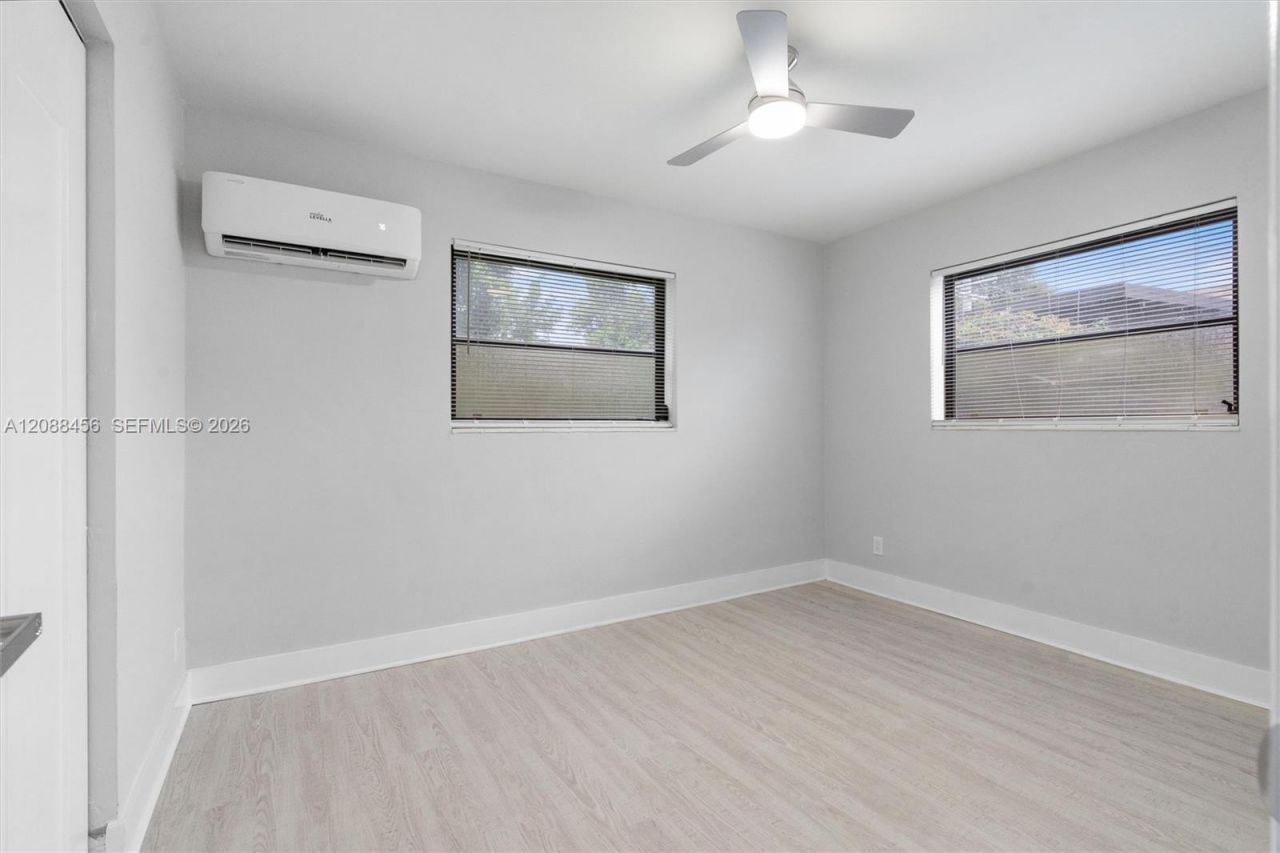 6405 Dawson St, Hollywood, FL 33023 Photo