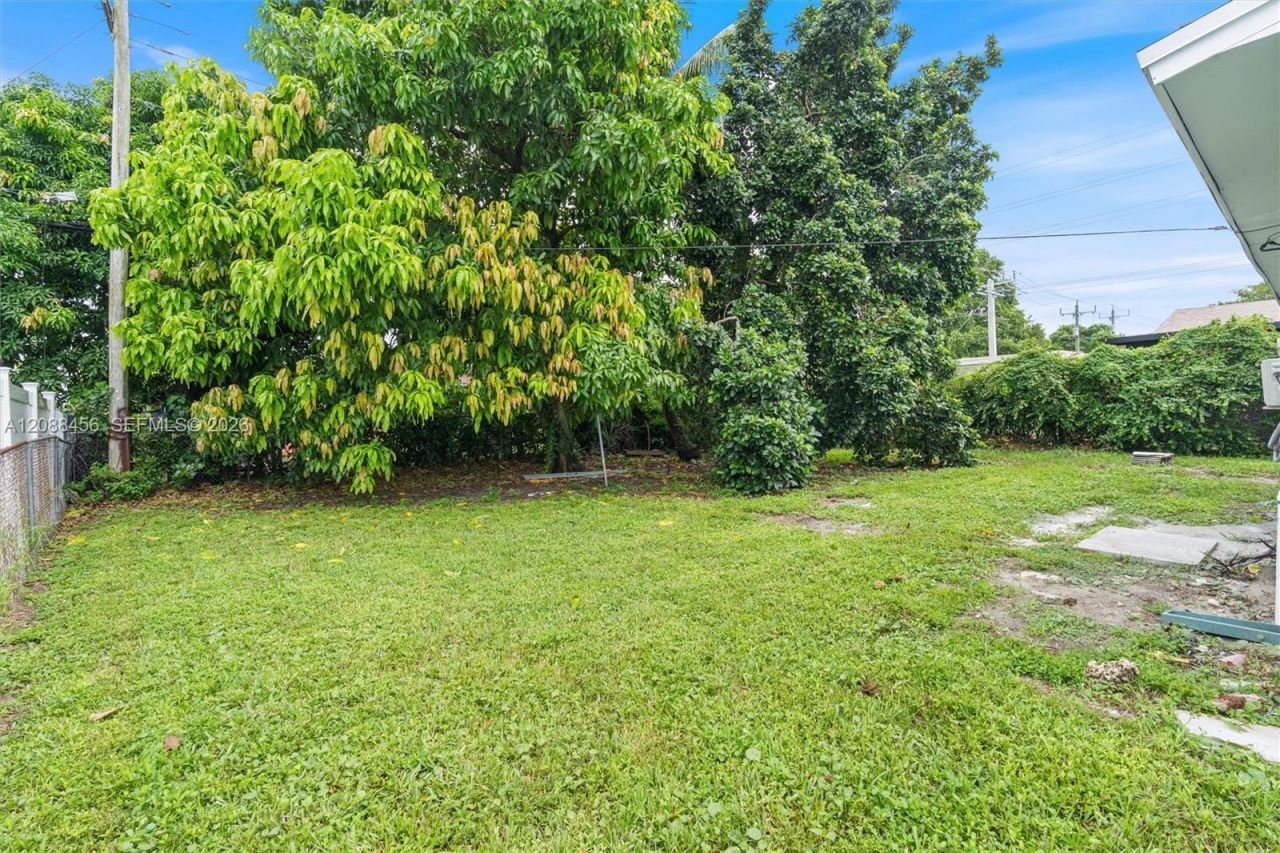 6405 Dawson St, Hollywood, FL 33023 Photo