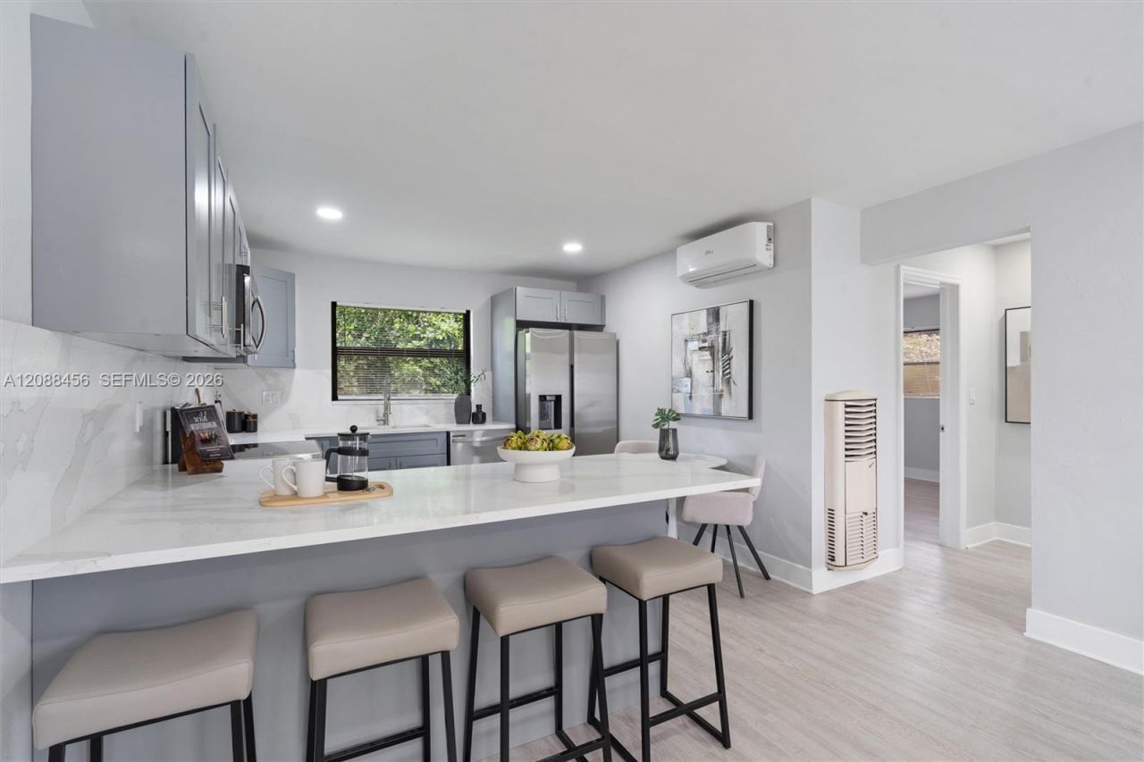 6405 Dawson St, Hollywood, FL 33023 Photo