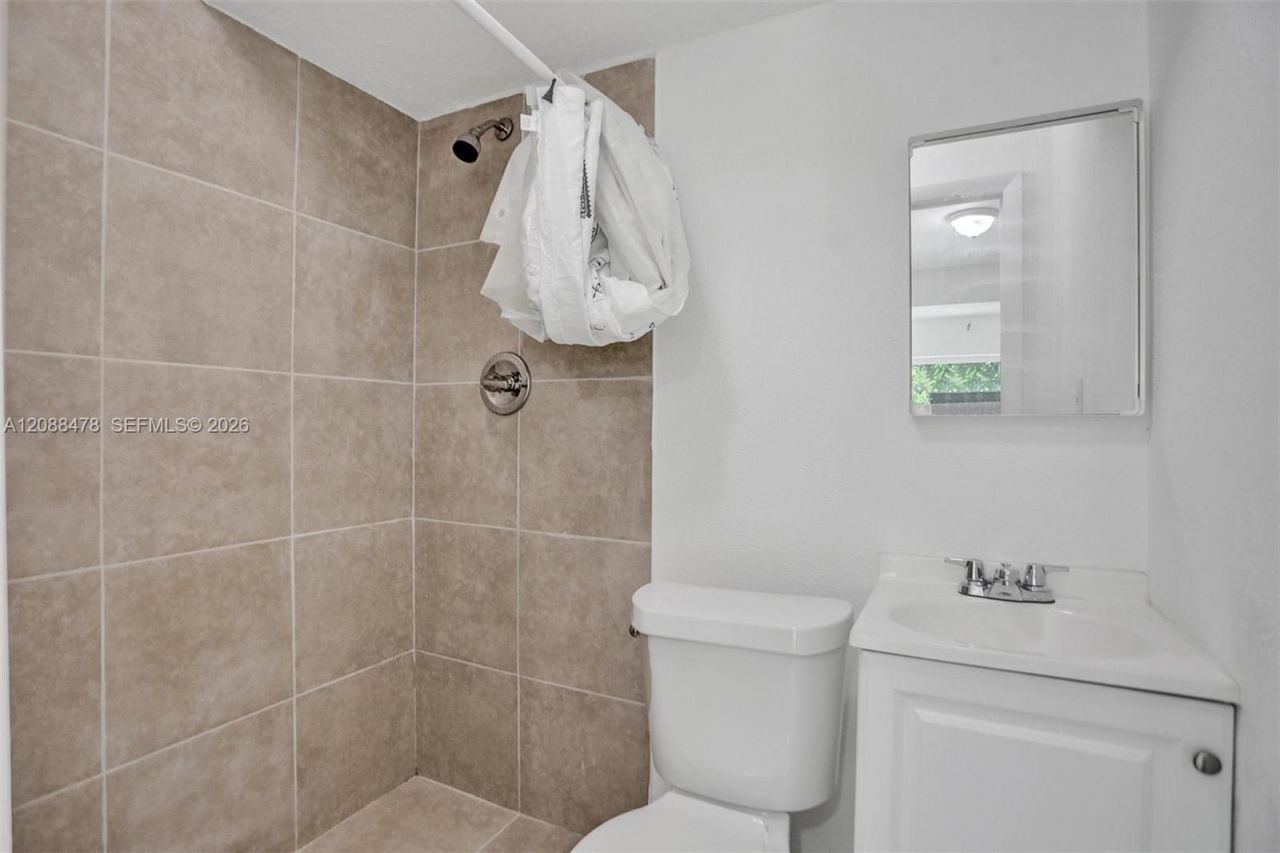1002 S 28th Ave, Hollywood, FL 33020 Photo