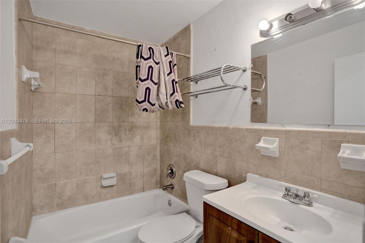 1002 S 28th Ave, Hollywood, FL 33020 Photo