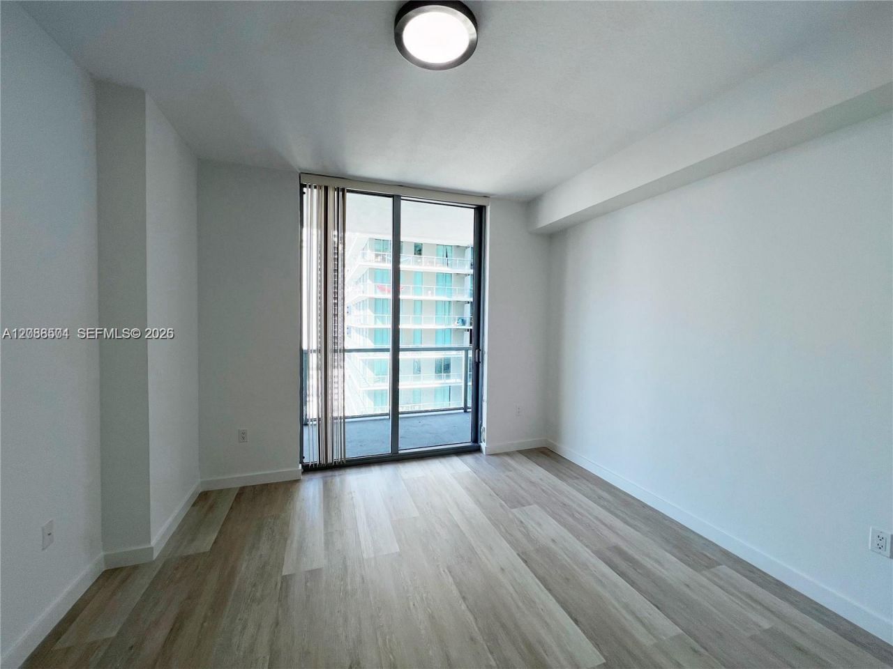 79 SW 12th St, Unit 2310-S, Miami, FL 33130 Photo