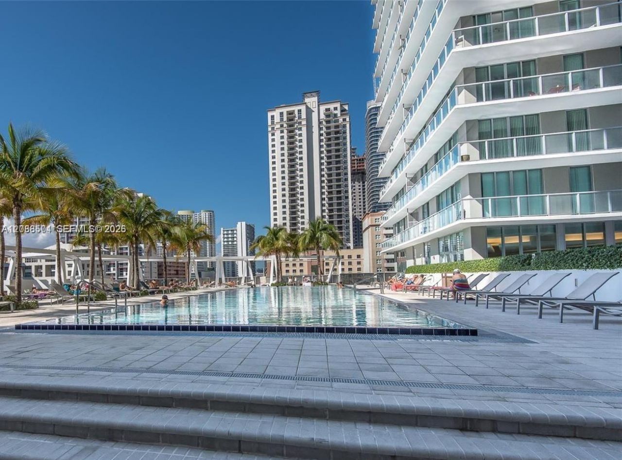 79 SW 12th St, Unit 2310-S, Miami, FL 33130 Photo