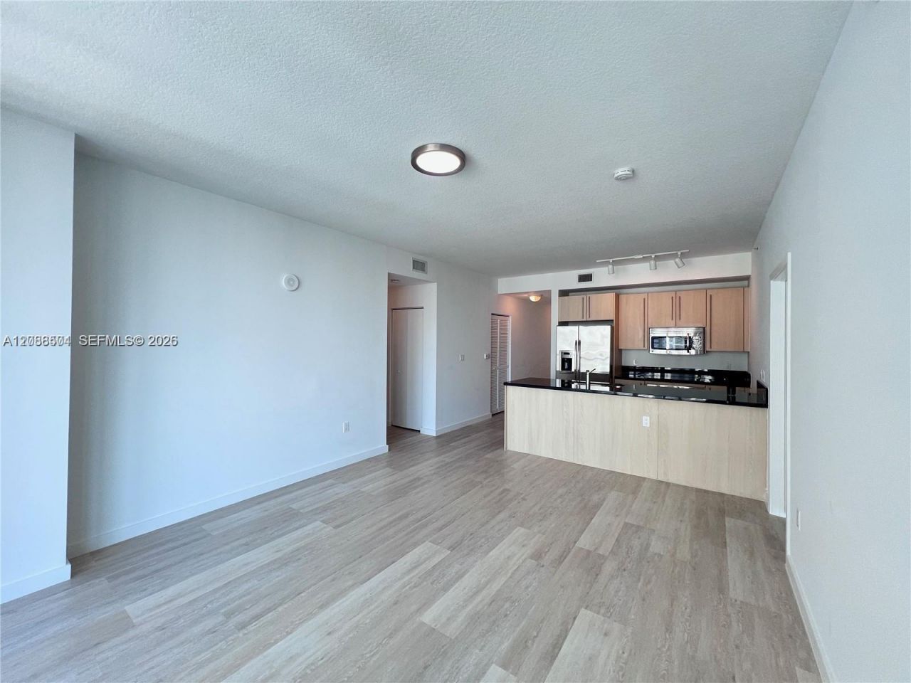 79 SW 12th St, Unit 2310-S, Miami, FL 33130 Photo