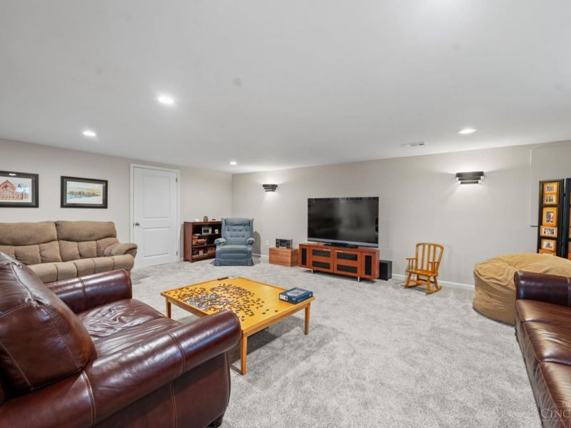 6166 Ramblingridge Drive, Green Township, OH 45247 Photo 32