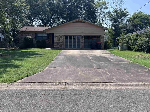 407 N Joplin Place, Russellville, AR 72801