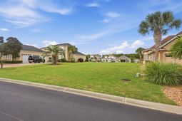 961 Bluffview Dr. photo 4