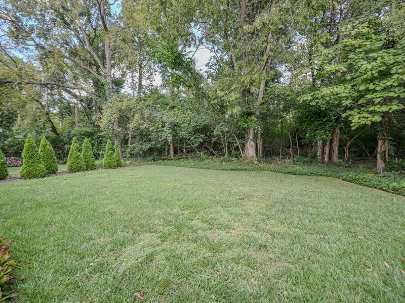 286 N Broadmoor Boulevard, Springfield, OH 45504 Photo 40