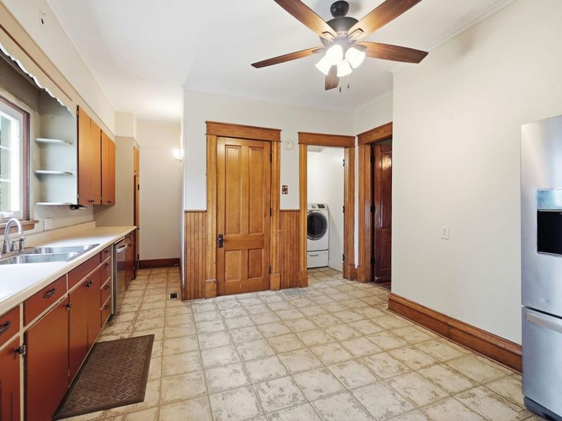410 W Pearl Street, Wapakoneta, OH 45895 Photo 15