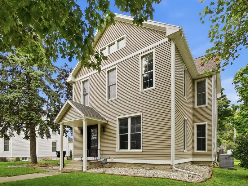 410 W Pearl Street, Wapakoneta, OH 45895 Photo 3