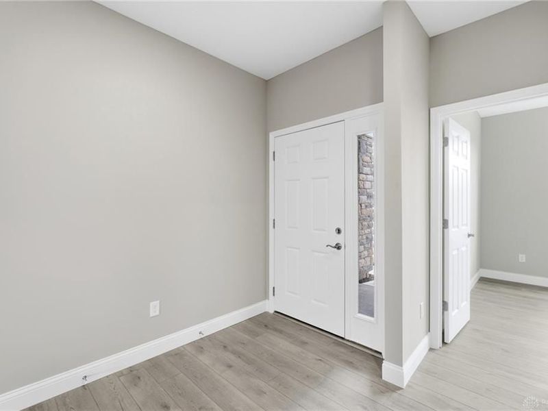 4230 Ellason Court, Dayton, OH 45440 Photo 8