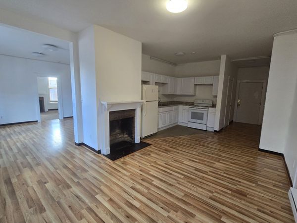 14 E Main St, Unit 1, Orange, MA 01364