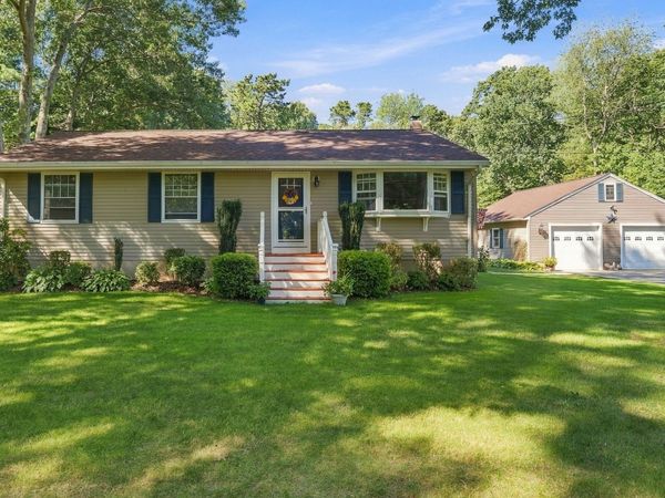 12 Trim Street, Rehoboth, MA 02769