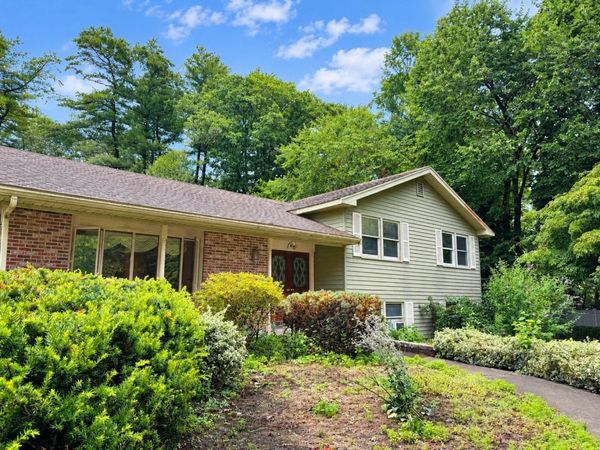 16 Ferguson Rd, Wilmington, MA 01887