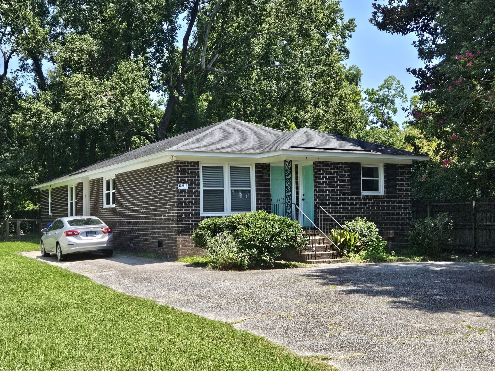 1728 Pinckney Park Drive Photo 17