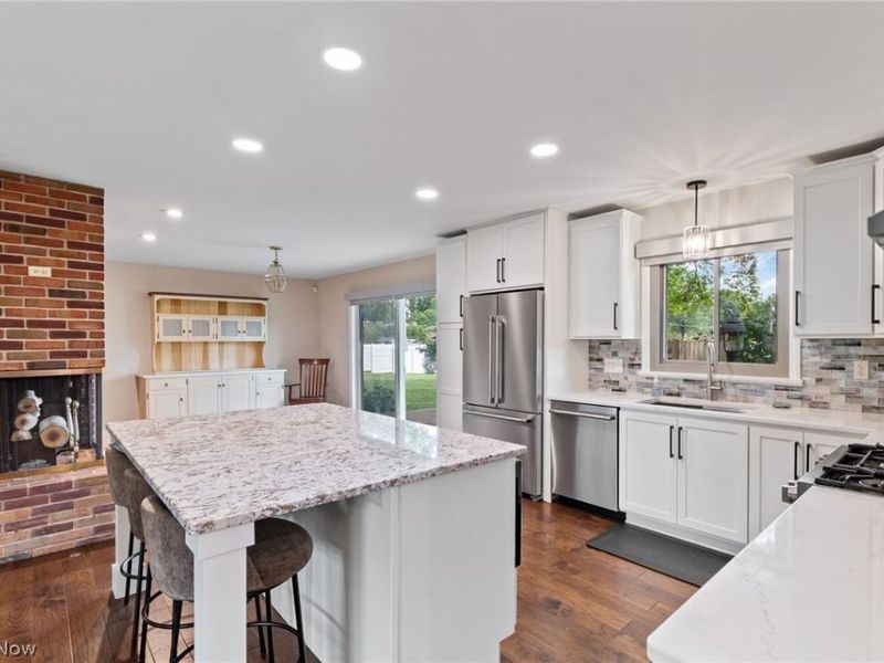 1212 Buena Vista Street NE, Canton, OH 44714 Photo 6