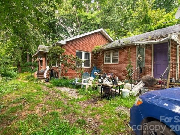 70 Pitman Road, Bakersville, NC 28705