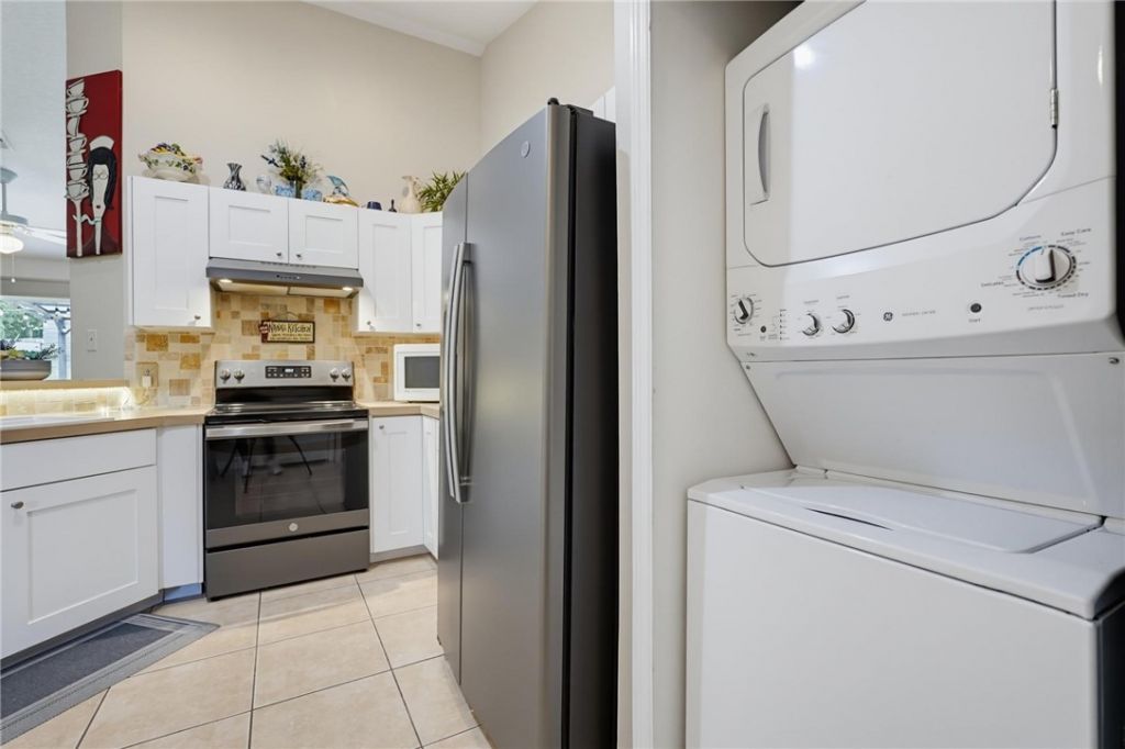 6385 4th Place, Vero Beach, FL 32968 Photo