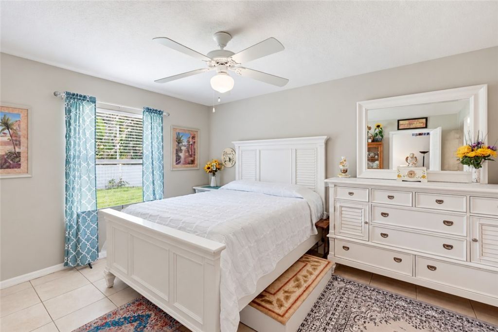 6385 4th Place, Vero Beach, FL 32968 Photo