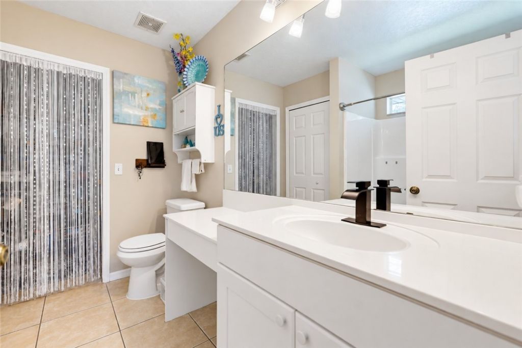 6385 4th Place, Vero Beach, FL 32968 Photo