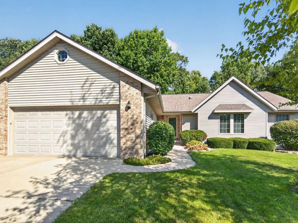 808 Schloemer Dr, West Bend, WI 53095