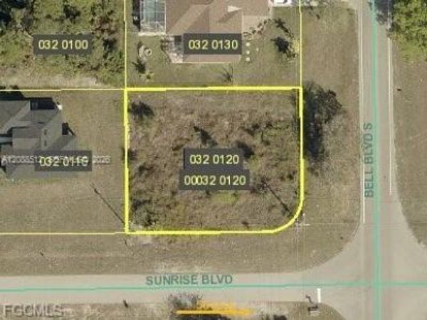 194 Bell Blvd S , Lehigh Acres, FL 33974