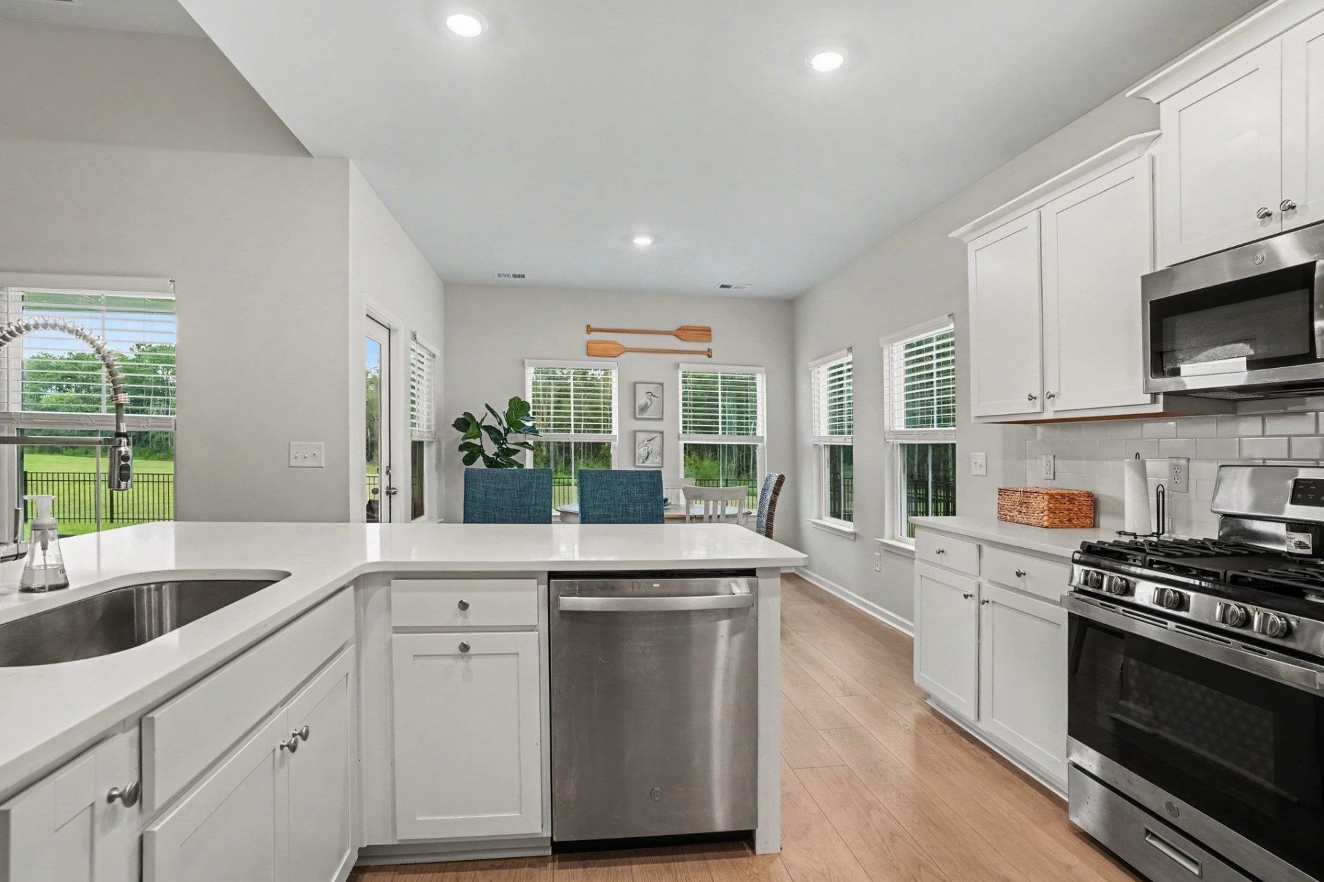 2040 Lone Cypress Dr Photo 14