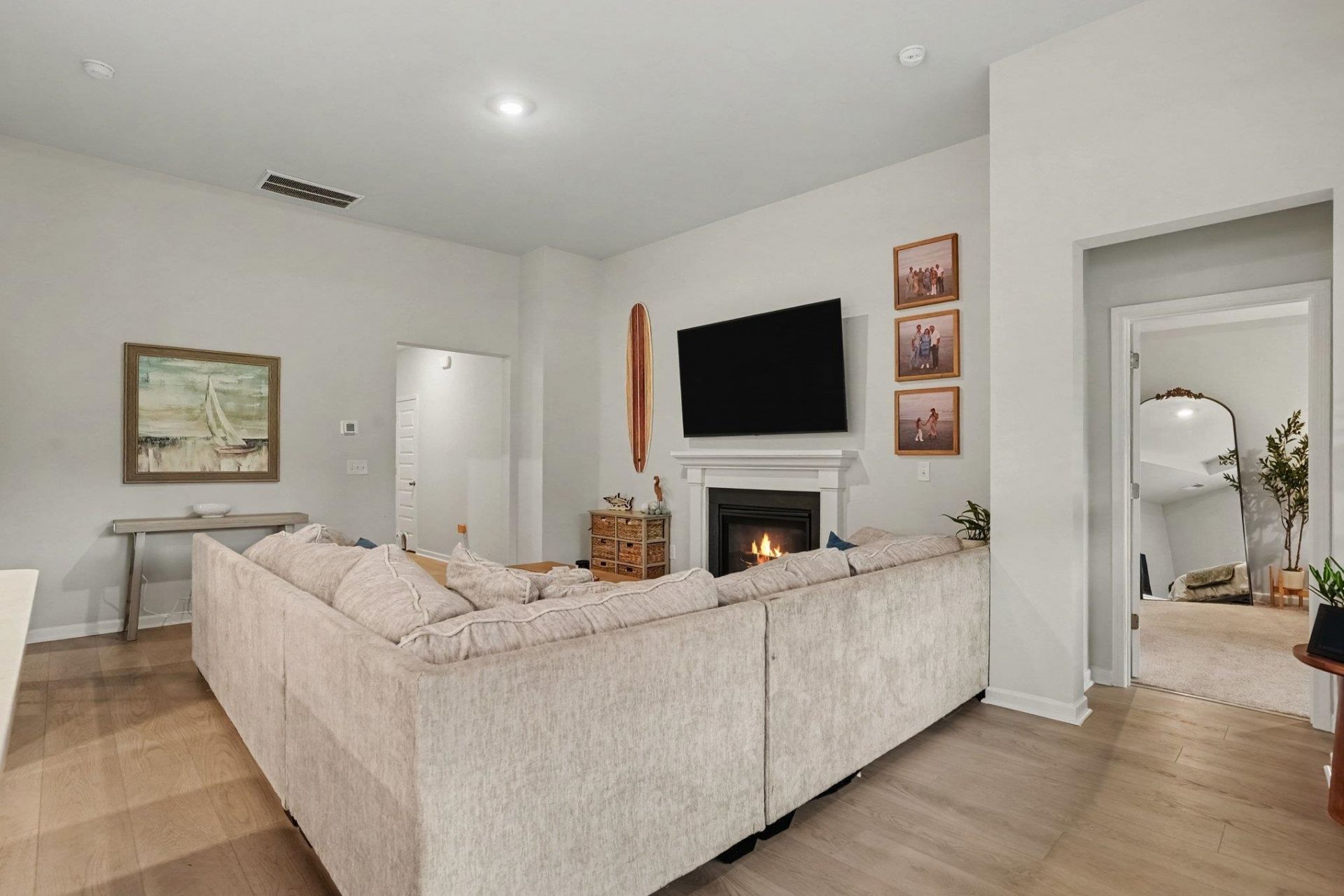 2040 Lone Cypress Dr Photo 8