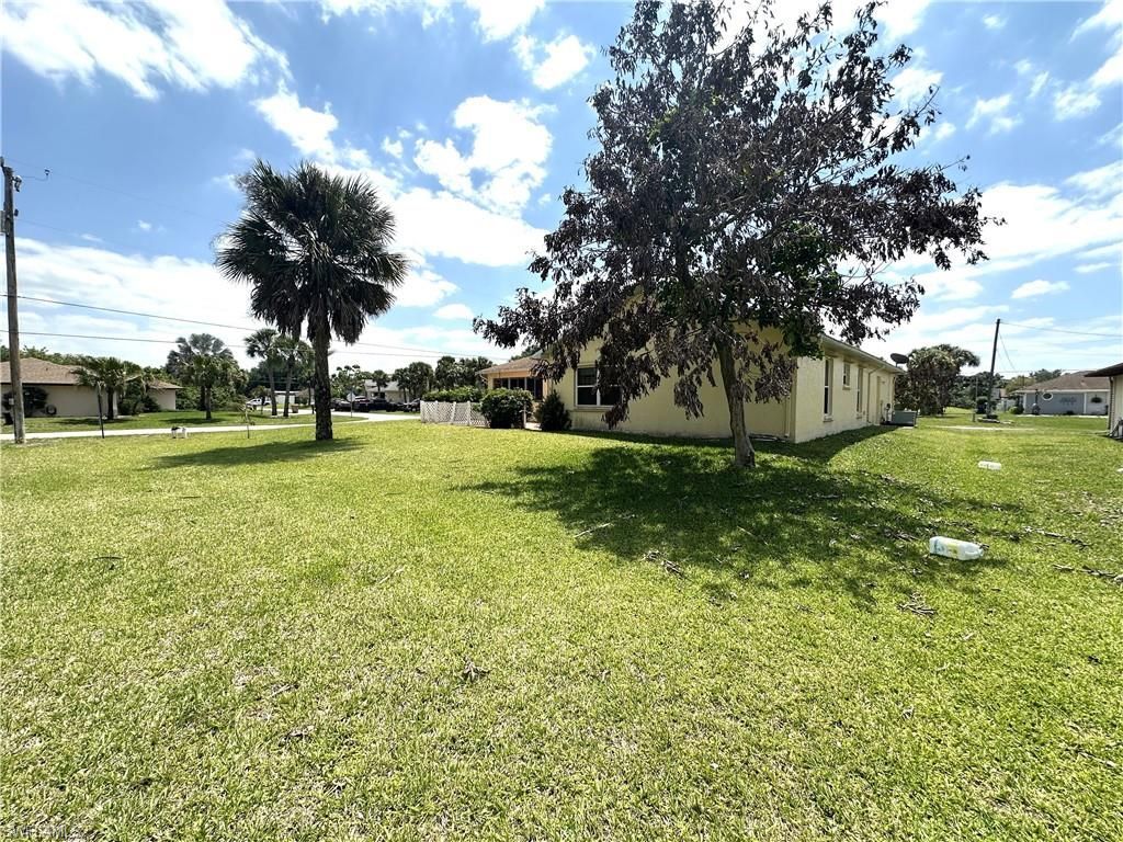 2409 Del Ray Pl, Lehigh Acres, FL 33936 Photo