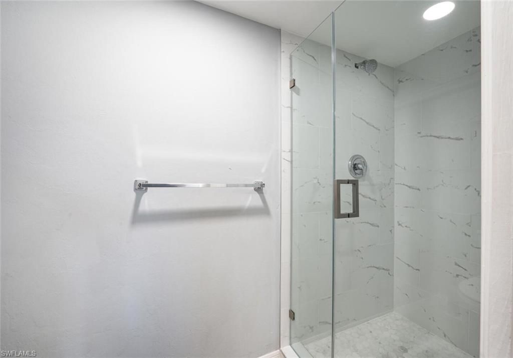 7220 Coventry Ct, Unit 210, Naples, FL 34104 Photo
