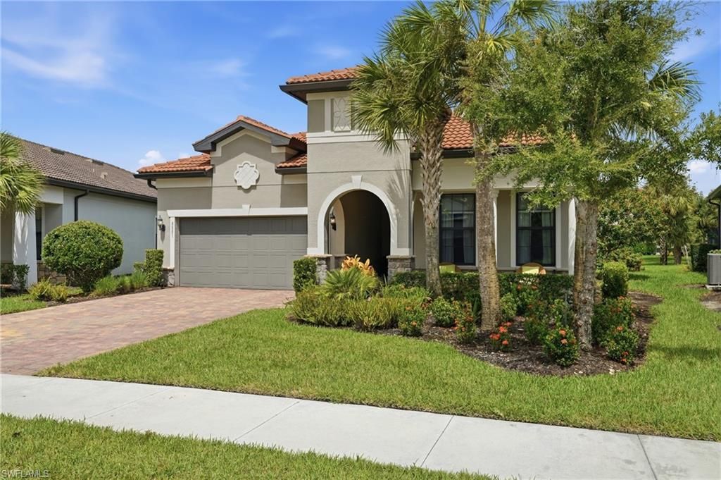 8881 Horned Lark Dr, Naples, FL 34120 Photo