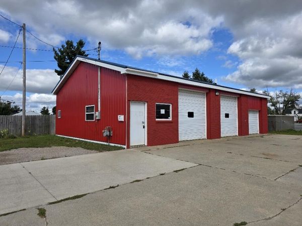 118 1/2 N Ohio Avenue, Gaylord, MI 49735