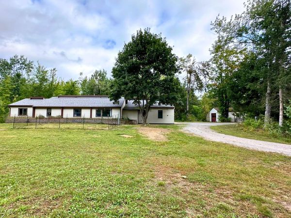 2438 Van Tyle Road, Gaylord, MI 49735