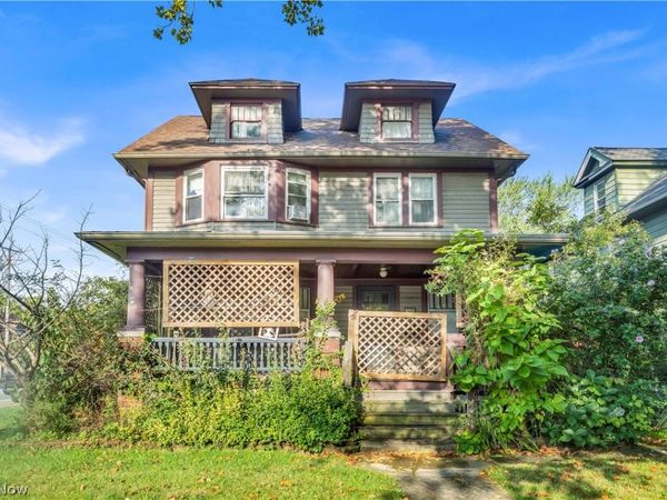 2234 West Boulevard , Cleveland, OH 44102