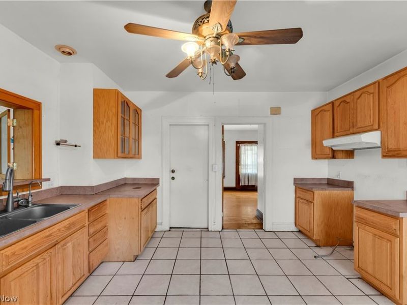 2234 West Boulevard, Cleveland, OH 44102 Photo 15