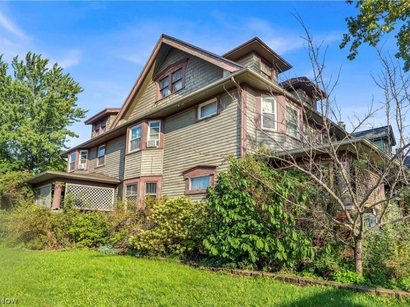 2234 West Boulevard, Cleveland, OH 44102 Photo 3