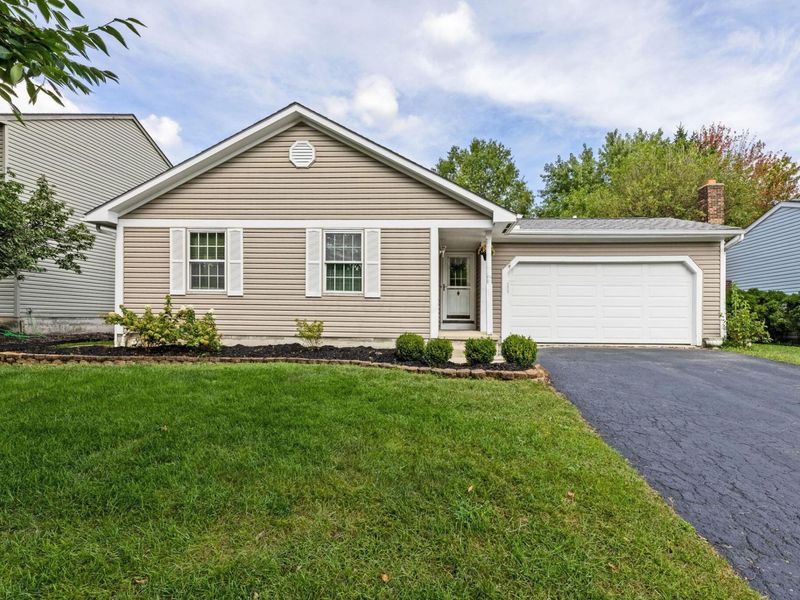 1968 Dina Court, Powell, OH 43065 Photo 1