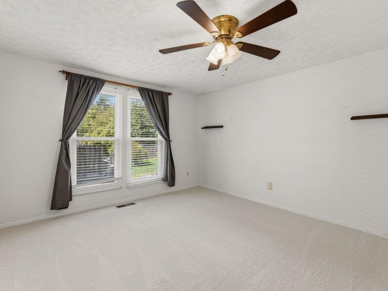1968 Dina Court, Powell, OH 43065 Photo 11