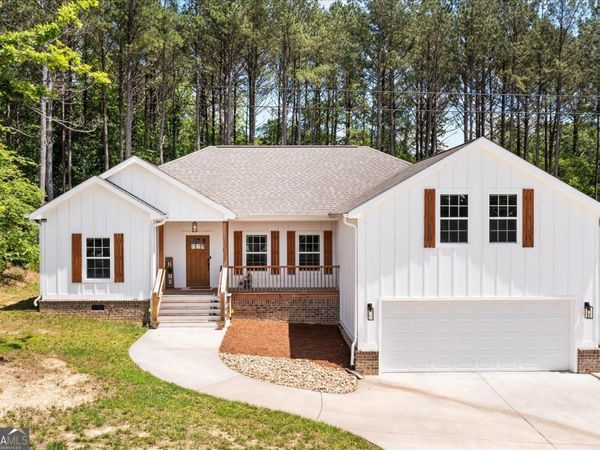 3182 Crow Road, Dalton, GA 30721