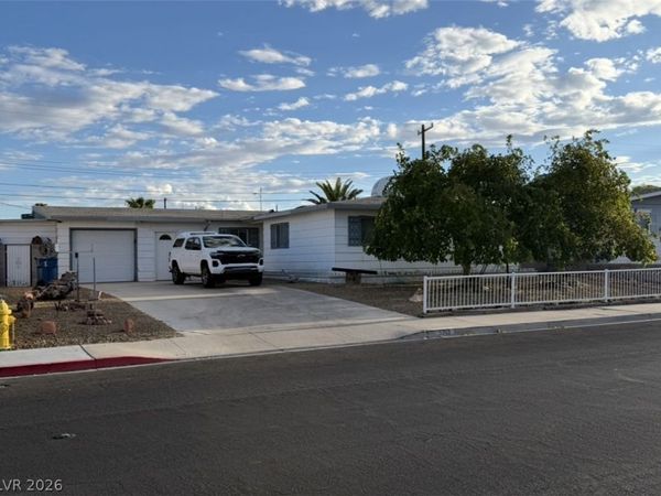 5713 Harmony Avenue, Las Vegas, NV 89107