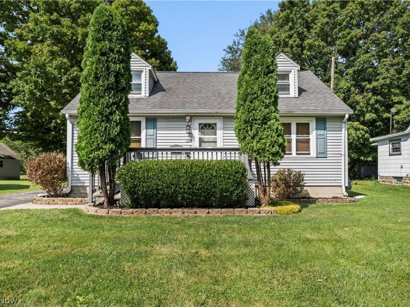154 E Main Street, Amherst, OH 44001 Photo 1