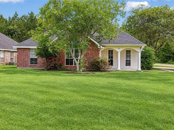 148 S GATE Drive, Ponchatoula, LA 70454