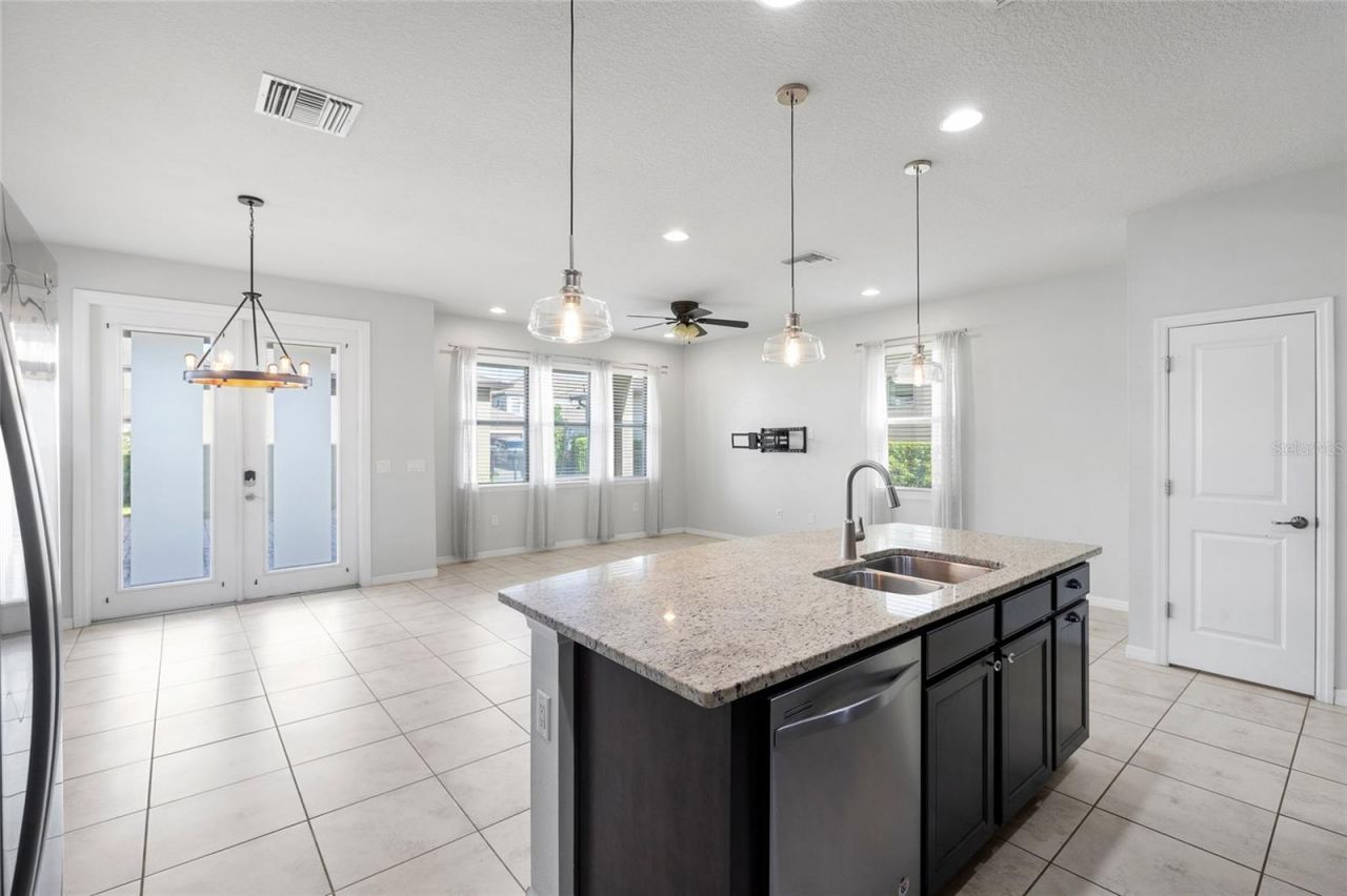 5817 Caldera Ridge Drive , Lithia, FL 33547 Photo