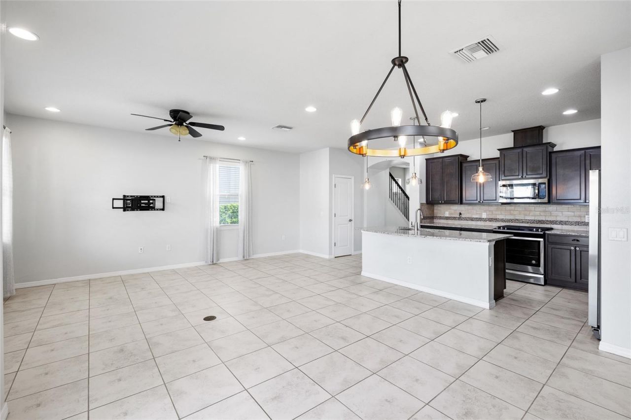 5817 Caldera Ridge Drive , Lithia, FL 33547 Photo