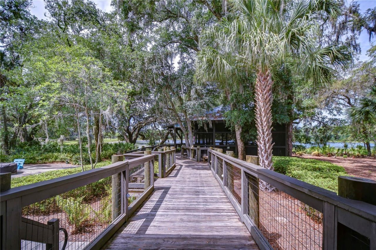 5817 Caldera Ridge Drive , Lithia, FL 33547 Photo